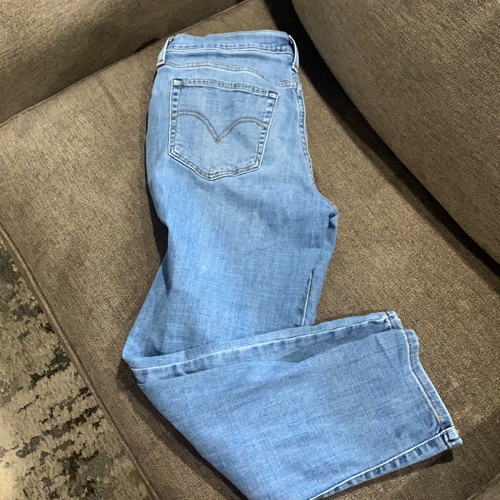 NWOT Boyfriend fit Levi’s